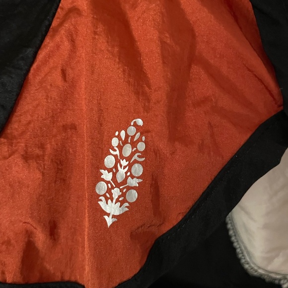 Free People “The Way Home Shorts” - Picture 3 of 4